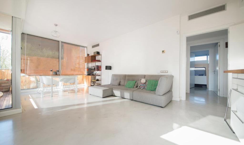 Magnificent Apartment Close To The Beach Sant Adrià de Besòs Exterior foto